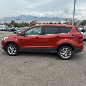 صورة 3 لـ 2019 FORD ESCAPE SE