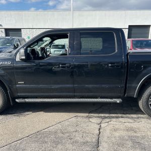 FORD F-150 XLT - 4