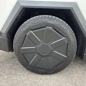 صورة مصغرة 19 لـ 2024 Tesla CYBERTRUCK BASE