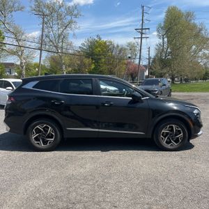 KIA SPORTAGE LX - 10