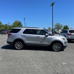 FORD EXPLORER LIMITED - 10