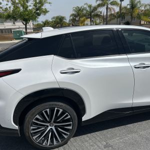 LEXUS RZ 450E PREMIUM - 9