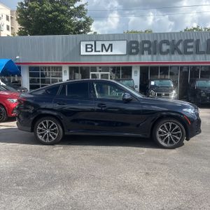 2025 BMW X6 XDRIVE40I 照片 10