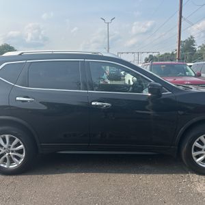 2020 Nissan ROGUE SV — миниатюра 11