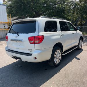 صورة 8 لـ 2016 Toyota SEQUOIA PLATINUM