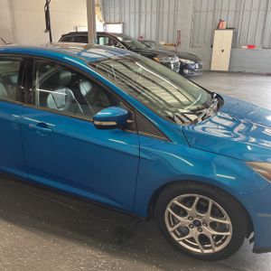 صورة مصغرة 13 لـ 2015 FORD FOCUS SE