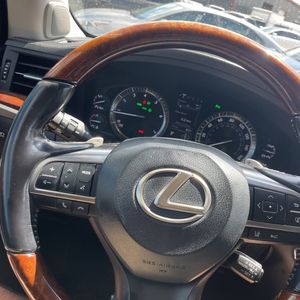 2017 Lexus LX 570 BASE — миниатюра 82