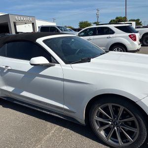 2016 FORD MUSTANG ECOBOOST PREMIUM — фото 13