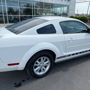 FORD MUSTANG BASE - 9
