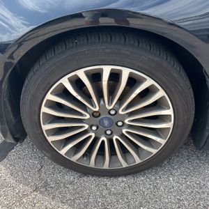 صورة مصغرة 17 لـ 2018 FORD FUSION SE