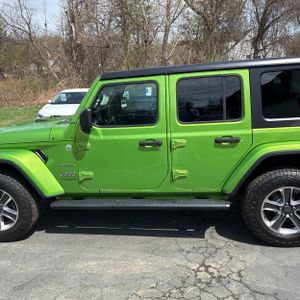 JEEP WRANGLER UNLIMITED SAHARA - 4