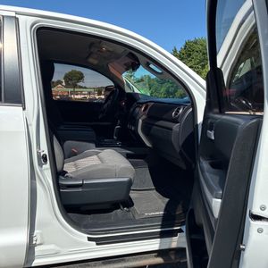 2018 Toyota TUNDRA SR5 缩略图 33