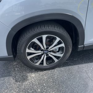 2019 Subaru FORESTER LIMITED 缩略图 17