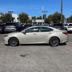 2018 Lexus ES 350 BASE — фото 3