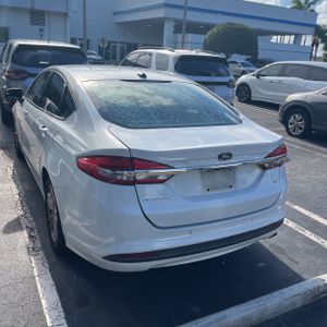 FORD FUSION SE - 4
