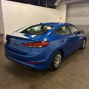 HYUNDAI ELANTRA SE - 8