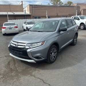 MITSUBISHI OUTLANDER ES - 1