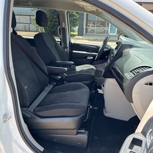 2019 Dodge GRAND CARAVAN SE 照片 32