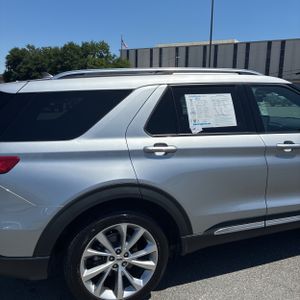 FORD EXPLORER PLATINUM - 9