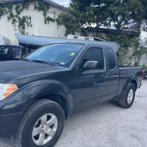 2012 Nissan FRONTIER SV — фото 2
