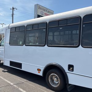 FORD E-450 CUTAWAY - 6