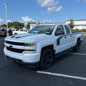 2017 Chevrolet SILVERADO 1500 CUSTOM — фото 1
