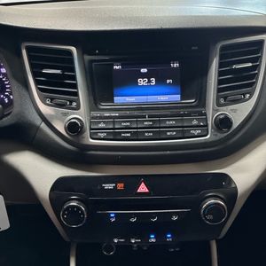 2017 Hyundai TUCSON SE — фото 36