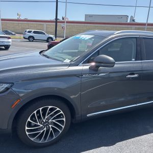 2020 Lincoln NAUTILUS RESERVE 照片 2