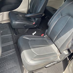 صورة مصغرة 66 لـ 2020 Chrysler PACIFICA TOURING L