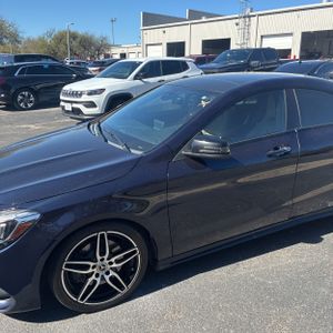 MERCEDES-BENZ CLA - 2