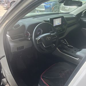 2023 Toyota HIGHLANDER LE — миниатюра 38