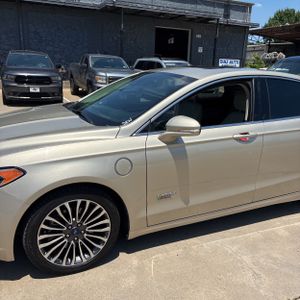 FORD FUSION ENERGI TITANIUM - 2
