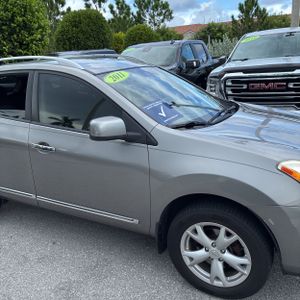 2011 Nissan ROGUE SV 照片 12
