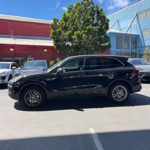 PORSCHE CAYENNE BASE - 3