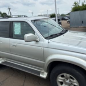 صورة مصغرة 13 لـ 2001 Toyota 4RUNNER SR5