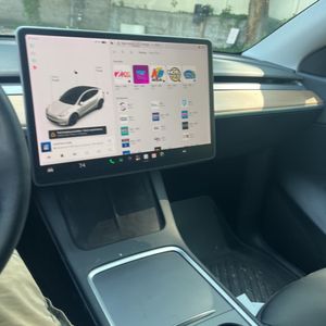 2021 Tesla MODEL Y LONG RANGE 缩略图 37