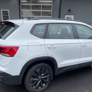 VOLKSWAGEN TAOS S 4MOTION - 9