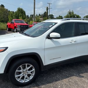 2017 JEEP CHEROKEE LATITUDE — фото 2