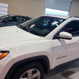 JEEP COMPASS LATITUDE - 2