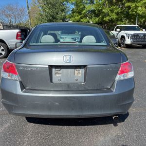 HONDA ACCORD LX - 7