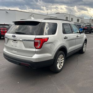 FORD EXPLORER BASE - 8