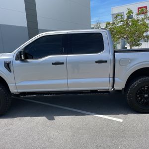 FORD F-150 LARIAT - 4