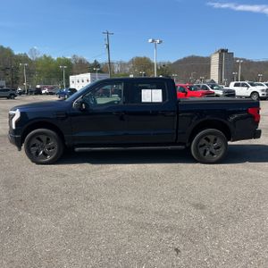 FORD F-150 LIGHTNING LARIAT - 3