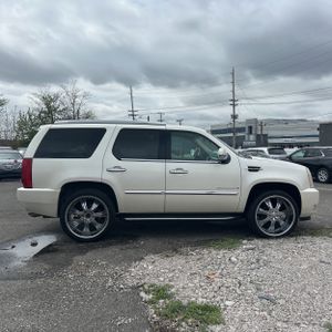 CADILLAC ESCALADE BASE - 10