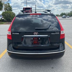 HYUNDAI ELANTRA TOURING GLS - 7