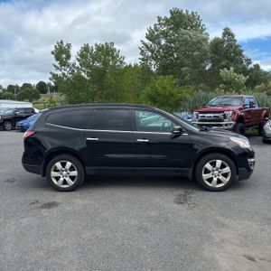 2017 Chevrolet TRAVERSE LT 照片 10