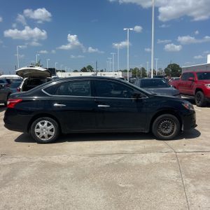 2016 Nissan SENTRA S — фото 10