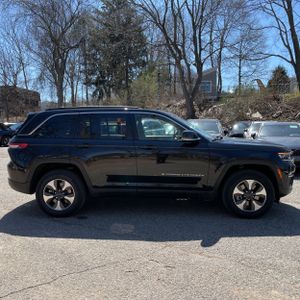 JEEP GRAND CHEROKEE 4XE - 10
