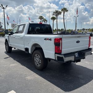 FORD F-250 SUPER DUTY LARIAT - 5