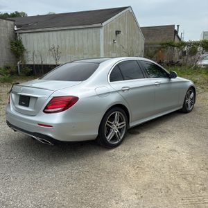 MERCEDES-BENZ E-CLASS - 8